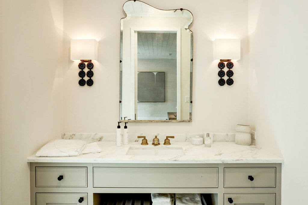 custom-bathroom-vanity