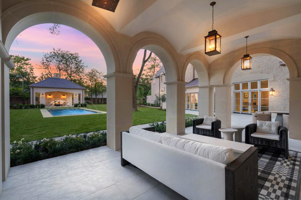 River Oaks Custom Estate Backyard