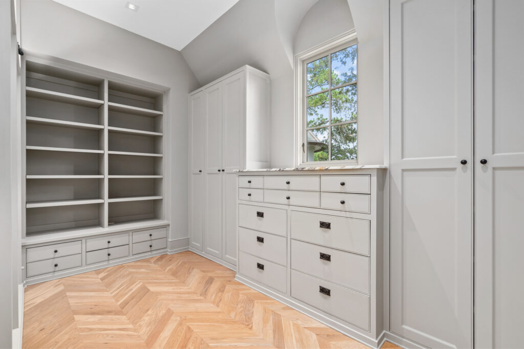 His-Custom-Closet-in-River-Oaks
