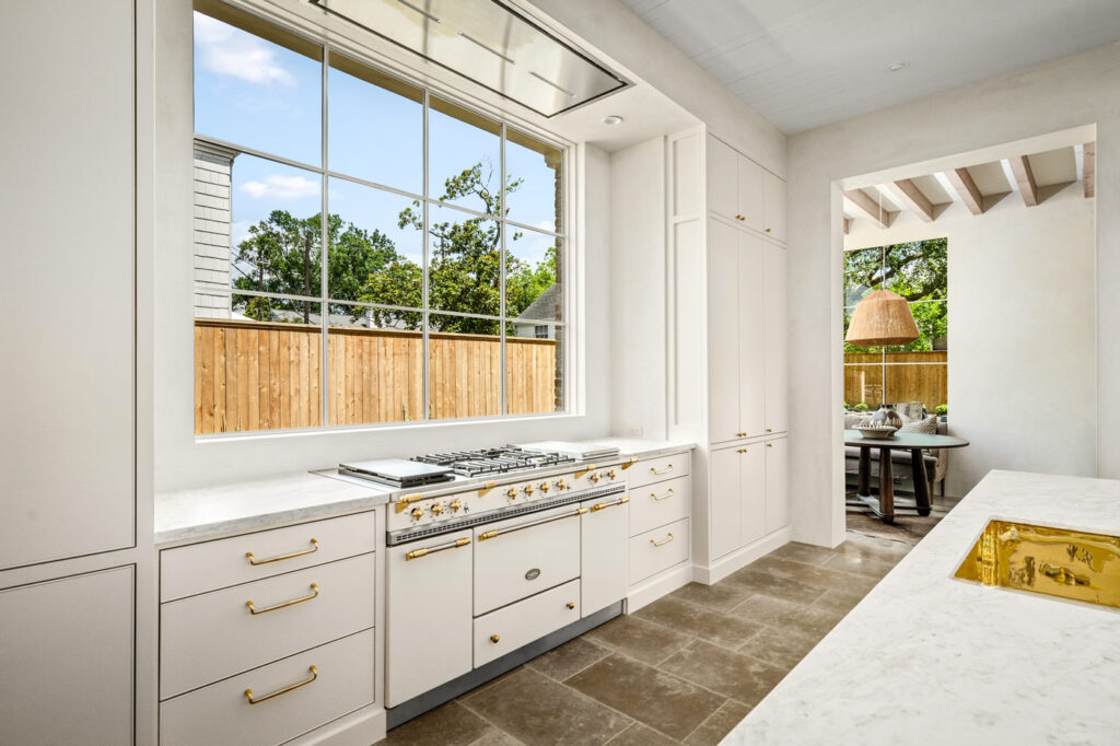 2525-Inwood Custom Home
