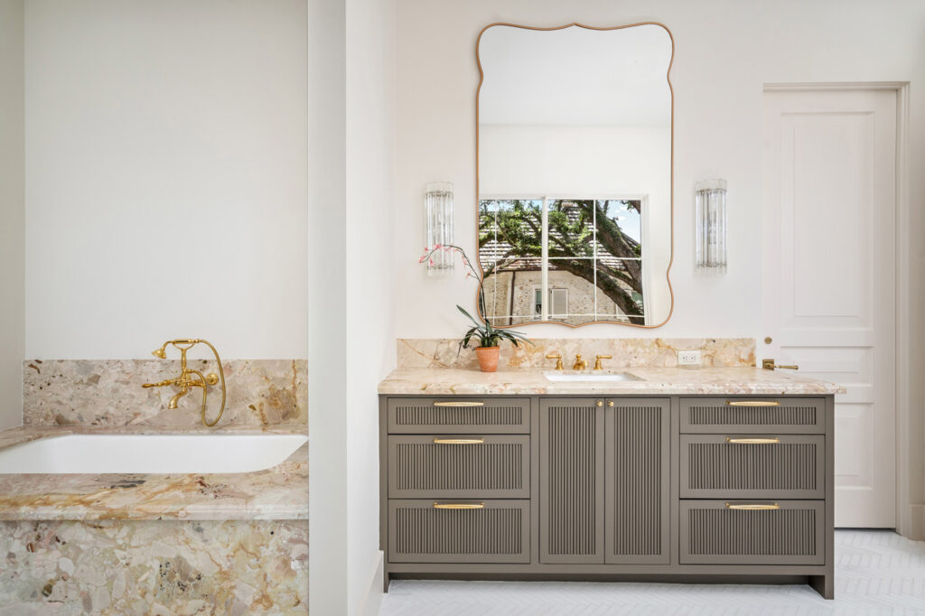 River Oaks Primary Custom Bath